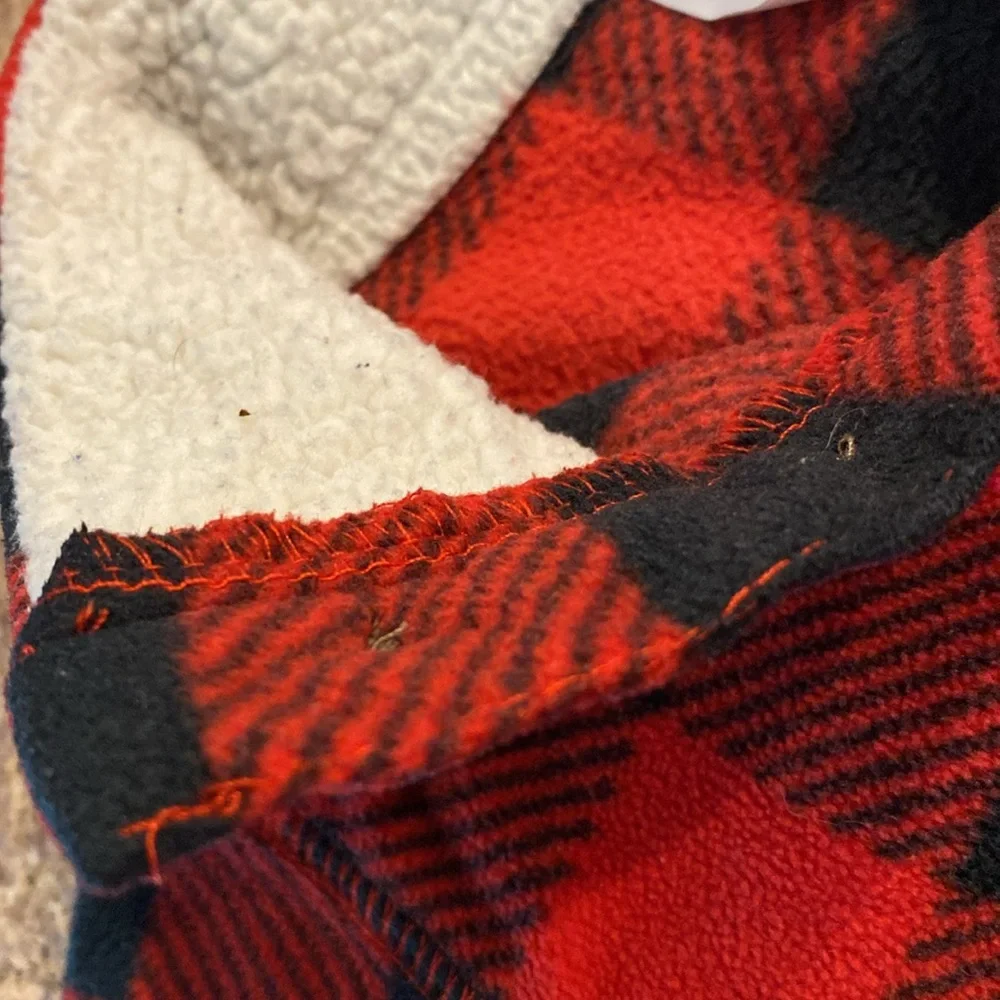 Carter’s Buffalo Plaid Fleece Pullover Top 12 Months